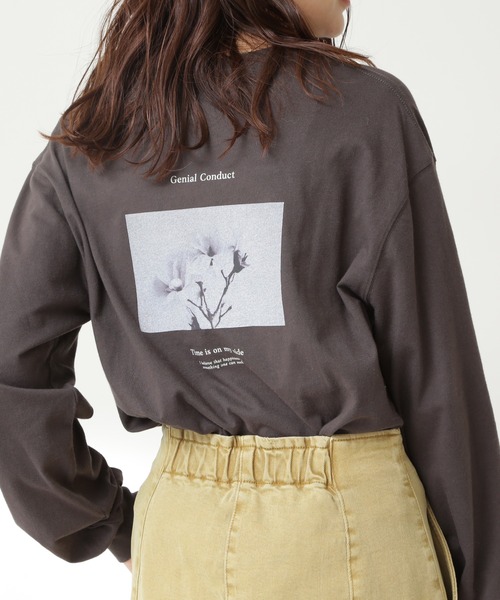 N.（N. Natural Beauty Basic）（エヌエヌナチュラルビューティーベーシック）の「◆ロゴプリントモノクロロングＴシャツ（Tシャツ/カットソー・レディース・オフホワイト/スミクロ・MEDIUM）」の13枚目の写真