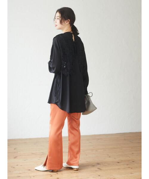 RAY CASSIN FAVORI（レイカズンフェバリ）の「・RAY CASSIN SET2点 ベスト×ブラウス＊（シャツ/ブラウス・レディース・ブラック/オレンジ/オフホワイト/カーキ・FREE）」の6枚目の写真