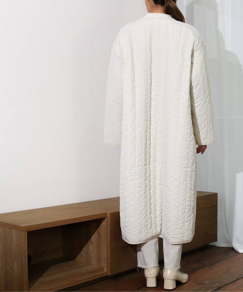 Per sist ence（パーシエンス）の「Per sist ence/パーシエンス　縦キルト ロングコート（その他アウター・レディース・ベージュ/アイボリー/モカ・FREE）」の6枚目の写真
