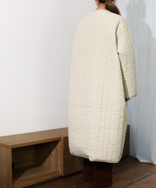 Per sist ence（パーシエンス）の「Per sist ence/パーシエンス　縦キルト ロングコート（その他アウター・レディース・ベージュ/アイボリー/モカ・FREE）」の17枚目の写真