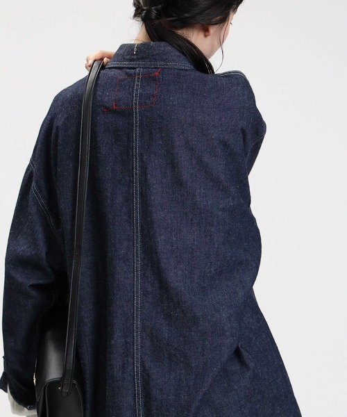 Levi's（リーバイス）の「【Levi's】ＲＥＤデニムシャツ（シャツ/ブラウス・レディース・ダークインディゴブルー・M/S）」の6枚目の写真