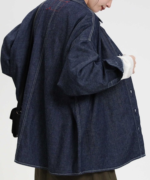 Levi's（リーバイス）の「【Levi's】ＲＥＤデニムシャツ（シャツ/ブラウス・レディース・ダークインディゴブルー・M/S）」の7枚目の写真