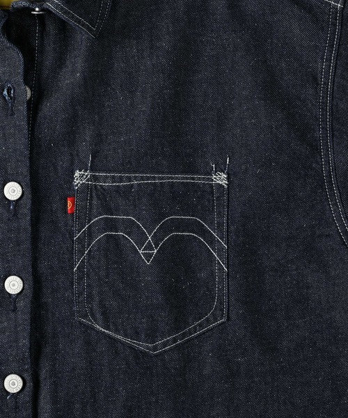 Levi's（リーバイス）の「【Levi's】ＲＥＤデニムシャツ（シャツ/ブラウス・レディース・ダークインディゴブルー・M/S）」の13枚目の写真