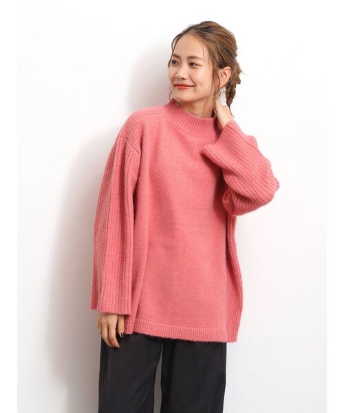 Ungrid(アングリッド)の「【WEB限定】バックスリットルーズニット(ニット/セーター・レディース・ブラック/ピンク/オレンジ/ブルー/グリーン/アイボリー/モカ/グリーン系その他・FREE)」の7枚目の写真