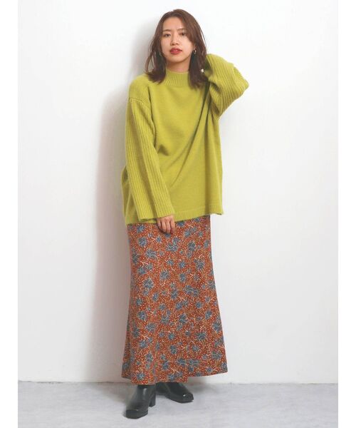 Ungrid(アングリッド)の「【WEB限定】バックスリットルーズニット(ニット/セーター・レディース・ブラック/ピンク/オレンジ/ブルー/グリーン/アイボリー/モカ/グリーン系その他・FREE)」の17枚目の写真