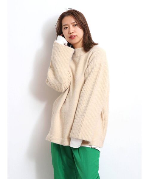 Ungrid(アングリッド)の「【WEB限定】バックスリットルーズニット(ニット/セーター・レディース・ブラック/ピンク/オレンジ/ブルー/グリーン/アイボリー/モカ/グリーン系その他・FREE)」の19枚目の写真