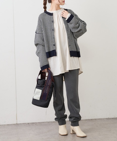 PUAL CE CIN（ピュアルセシン）の「製品染め後ろリボンプルオーバーブラウス（シャツ/ブラウス・レディース・ベージュ/スミクロ/ブルー/アイボリー/モカ・FREE）」の10枚目の写真