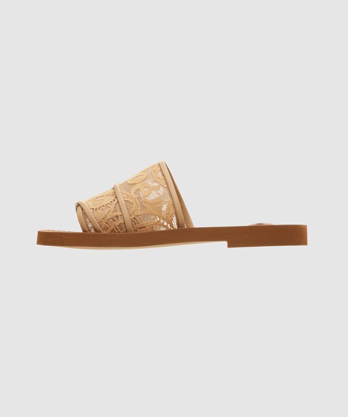 Chloe(クロエ)の「WOODY / フラットミュールサンダル FLAT MULE(サンダル・レディース・ダークベージュ・38/39/35/36/37)」の4枚目の写真