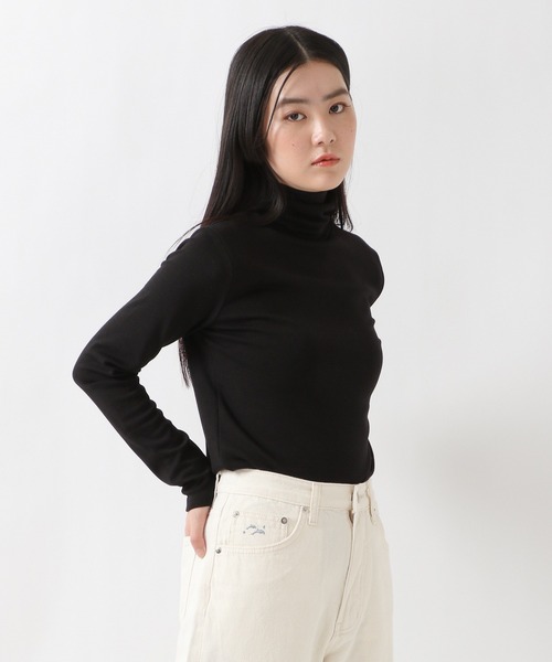 ALAND（エーランド）の「3.3Field Trip／SOFT BASICタートルネック　2260582（Tシャツ/カットソー・レディース・ブラック/ブラウン/ライトグリーン/アイボリー・FREE）」の9枚目の写真