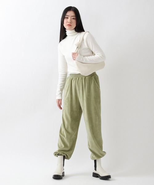 ALAND（エーランド）の「3.3Field Trip／SOFT BASICタートルネック　2260582（Tシャツ/カットソー・レディース・ブラック/ブラウン/ライトグリーン/アイボリー・FREE）」の14枚目の写真