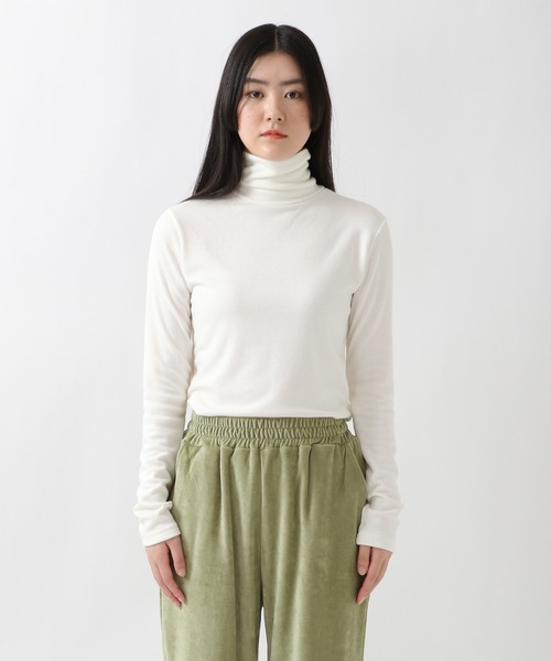 ALAND（エーランド）の「3.3Field Trip／SOFT BASICタートルネック　2260582（Tシャツ/カットソー・レディース・ブラック/ブラウン/ライトグリーン/アイボリー・FREE）」の6枚目の写真