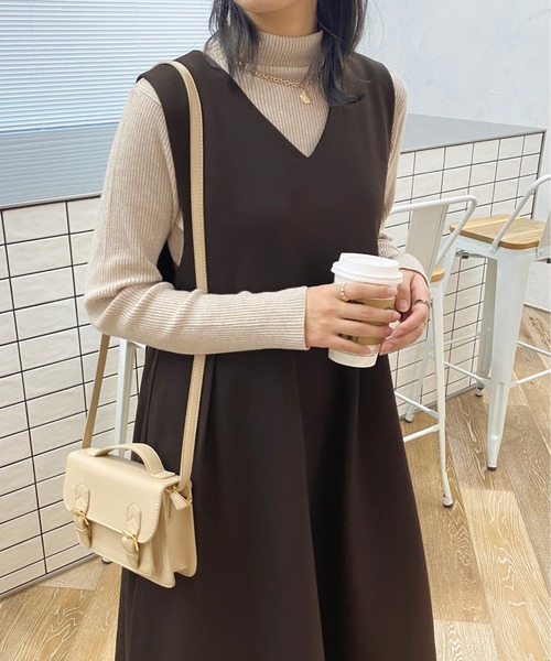 apres jour（アプレジュール）の「Vネックジャンスカ【ZOZOTOWN限定アイテム】【１.１】（ワンピース・レディース・ダークブラウン/ブラック・MEDIUM/SMALL/X-LARGE）」の12枚目の写真