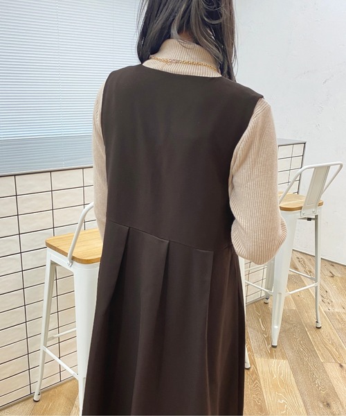 apres jour（アプレジュール）の「Vネックジャンスカ【ZOZOTOWN限定アイテム】【１.１】（ワンピース・レディース・ダークブラウン/ブラック・MEDIUM/SMALL/X-LARGE）」の17枚目の写真
