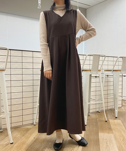 apres jour（アプレジュール）の「Vネックジャンスカ【ZOZOTOWN限定アイテム】【１.１】（ワンピース・レディース・ダークブラウン/ブラック・MEDIUM/SMALL/X-LARGE）」の18枚目の写真