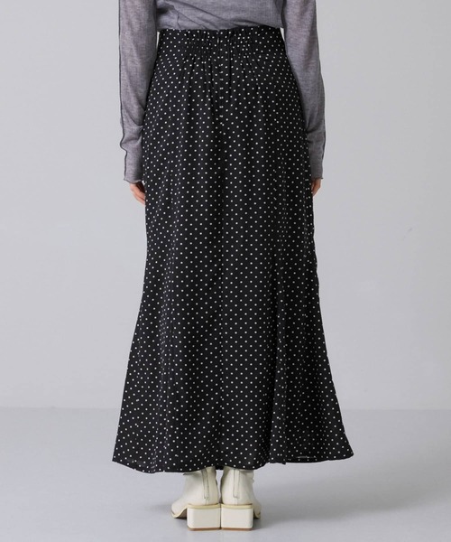 KBF(ケイビーエフ)の「ドット柄マーメイドスカート(スカート・レディース・ホワイト系その他/ブラック系その他・ONE)」の20枚目の写真