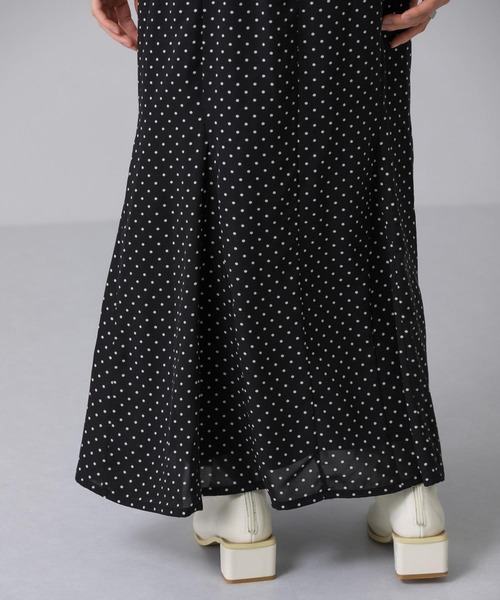 KBF(ケイビーエフ)の「ドット柄マーメイドスカート(スカート・レディース・ホワイト系その他/ブラック系その他・ONE)」の15枚目の写真