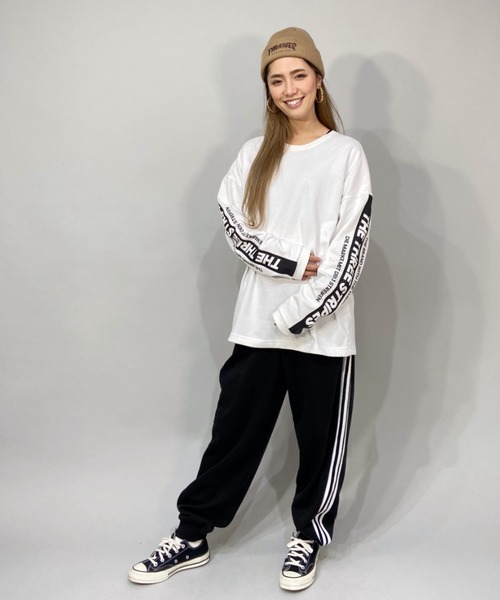 adidas(アディダス)の「adidas/アディダス ルーズシルエット スリーストライプススウェットパンツ DC553(スウェットパンツ・レディース・ベージュ/ブラック・M/L)」の8枚目の写真