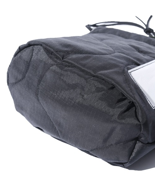 THRIFTY LOOK（スリフティールック）の「THRIFTY LOOK/スリフティルック QUILT EFFECT BAG  巾着キルティングバッグ（ショルダーバッグ・メンズ・ブラック/グレー/オリーブ・ONE SIZE）」の18枚目の写真