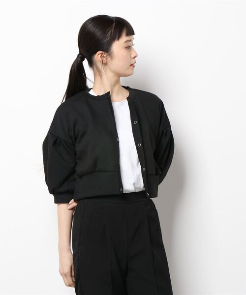 INCEDE（インシード）の「スナップ釦 ワッフルショートカーディガン（カーディガン/ボレロ・レディース・オレンジ/ブラック/グリーン・LL/3L/4L/M/L）」の6枚目の写真