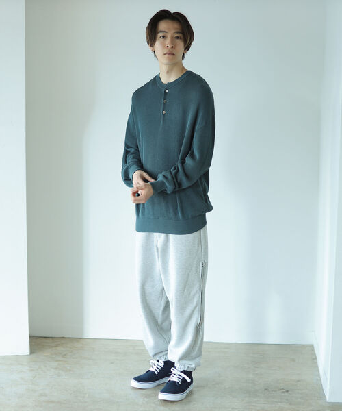BEAMS T（ビームスティー）の「Crepuscule / Aze Henly Neck Long Sleeve（Tシャツ/カットソー・メンズ・グリーン/ブルー・SMALL/MEDIUM/LARGE）」の4枚目の写真