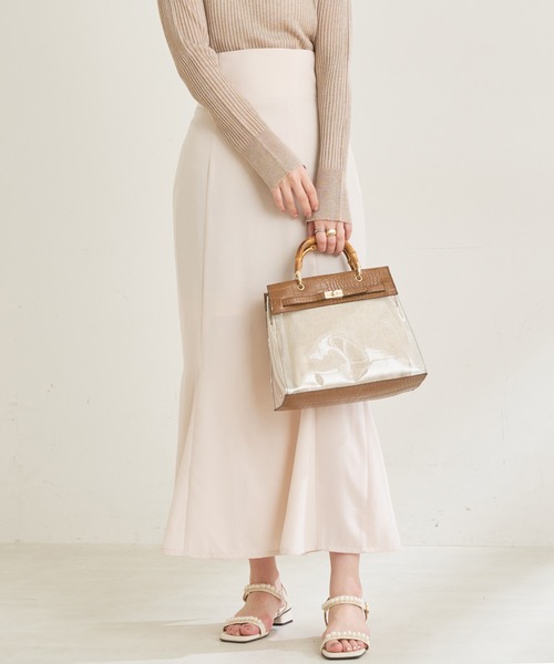 natural couture（ナチュラルクチュール）の「【WEB限定・2サイズ展開】理想の美シルエットラインが叶うハイウエスト落ち感マーメイドスカート（スカート・レディース・ブラック/パープル/アイボリー/グリーン・MEDIUM/SMALL）」の2枚目の写真