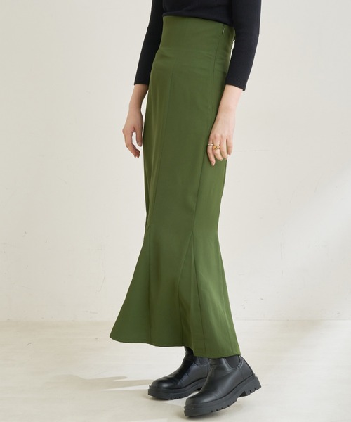 natural couture（ナチュラルクチュール）の「【WEB限定・2サイズ展開】理想の美シルエットラインが叶うハイウエスト落ち感マーメイドスカート（スカート・レディース・ブラック/パープル/アイボリー/グリーン・MEDIUM/SMALL）」の9枚目の写真