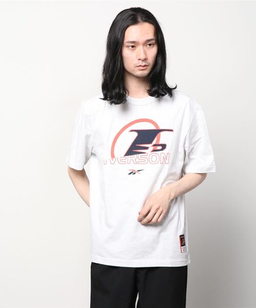 Reebok（リーボック）の「アイバーソン バスケットボール I3 ロゴ ショート スリーブ Tシャツ / Iverson Basketball I3 Logo Short Sleeve T-Shirt /（Tシャツ/カットソー・メンズ・ホワイト/ブラック・LARGE/X-LARGE/X-SMALL/SMALL/MEDIUM/XX-LARGE/XXX-LARGE）」の5枚目の写真