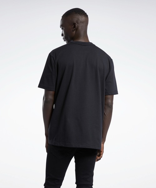 Reebok（リーボック）の「アイバーソン バスケットボール I3 ロゴ ショート スリーブ Tシャツ / Iverson Basketball I3 Logo Short Sleeve T-Shirt /（Tシャツ/カットソー・メンズ・ホワイト/ブラック・LARGE/X-LARGE/X-SMALL/SMALL/MEDIUM/XX-LARGE/XXX-LARGE）」の8枚目の写真