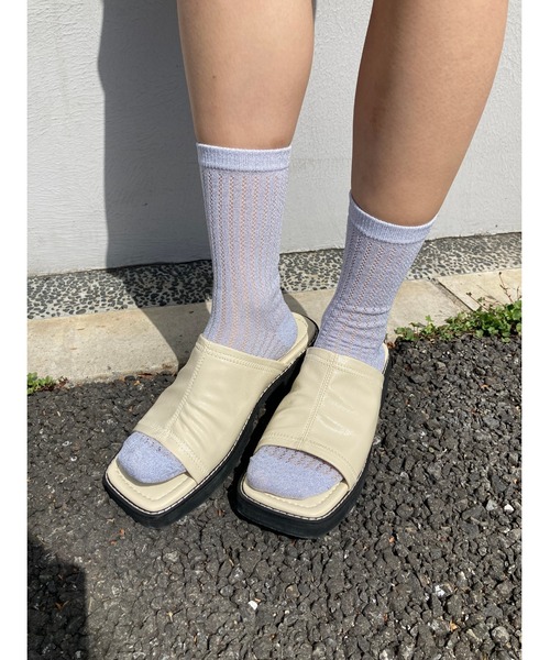 WC(ダブル シー)の「エナメルサンダル(サンダル・レディース・ブラック/サックスブルー/アイボリー・SMALL/MEDIUM)」の14枚目の写真