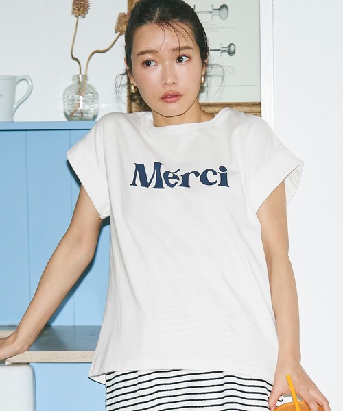 coca（coca）（コカ）の「ロゴプリントロールアップ袖Tシャツ（Tシャツ/カットソー・レディース・ホワイト/ネイビー/アイボリー/ダークグリーン/ピンク/チャコールグレー/グレー/レッド/ライトブルー・ONE SIZE）」の2枚目の写真