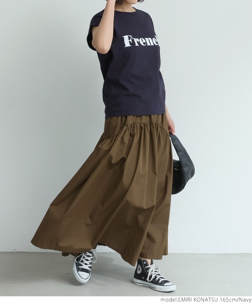 coca（coca）（コカ）の「ロゴプリントロールアップ袖Tシャツ（Tシャツ/カットソー・レディース・ホワイト/ネイビー/アイボリー/ダークグリーン/ピンク/チャコールグレー/グレー/レッド/ライトブルー・ONE SIZE）」の17枚目の写真