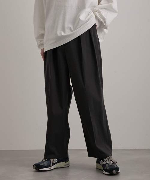 JUNRED（ジュンレッド）の「インタックアーチワイドパンツ（その他パンツ・メンズ・チャコールグレー/ホワイト系その他・S/M/L）」の11枚目の写真
