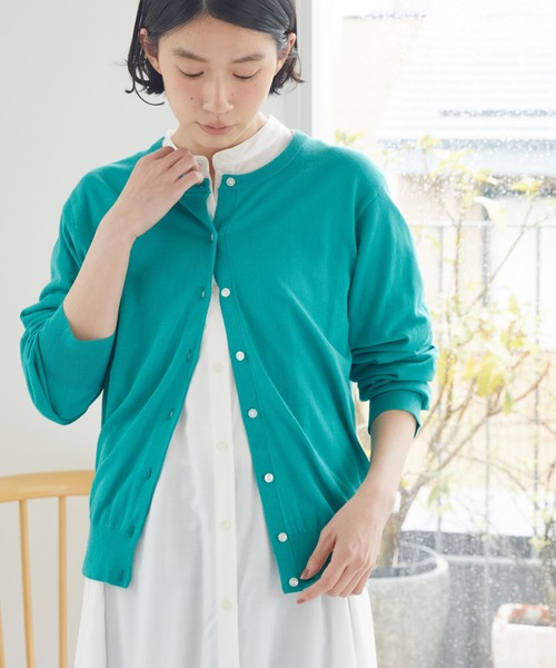 AMERICAN HOLIC(アメリカンホリック)の「UVカット加工クルーネックニットカーディガン(カーディガン/ボレロ・レディース・ブラック/ブルー/グリーン/アイボリー・M/L)」の3枚目の写真