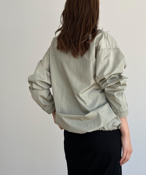 CANAL JEAN(キャナルジーン)の「choice_cnl(チョイス) "CHOICE"ナイロンプルオーバー(ナイロンジャケット・レディース・ベージュ/サックスブルー・MEDIUM/LARGE)」の4枚目の写真