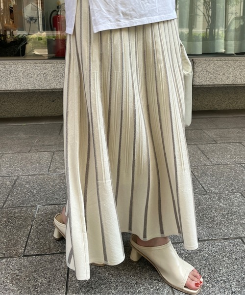 セール 細見え抜群 バイカラーニットフレアスカート スカート Chez Toi シェトワ のファッション通販 Zozotown