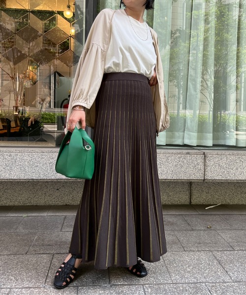 Chez toi（シェトワ）の「細見え抜群 バイカラーニットフレアスカート 