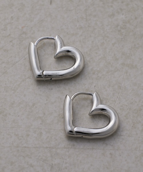 Chico（チコ）の「ハートミニフープピアス（ピアス（両耳用）・レディース・シルバー/ゴールド・FREE）」の4枚目の写真
