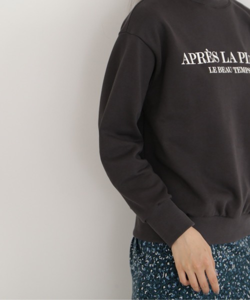 NATURAL BEAUTY BASIC(ナチュラルビューティーベーシック)の「ロゴ裏毛プルオーバー(スウェット・レディース・チャコールグレー/グレー/オフホワイト・MEDIUM)」の21枚目の写真