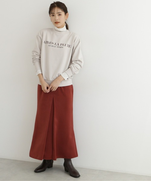 NATURAL BEAUTY BASIC(ナチュラルビューティーベーシック)の「ロゴ裏毛プルオーバー(スウェット・レディース・チャコールグレー/グレー/オフホワイト・MEDIUM)」の20枚目の写真