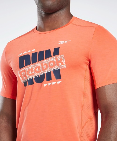 Reebok(リーボック)の「ランニング アクティブチル アスリート Tシャツ / Running Activchill Athlete T-Shirt(Tシャツ/カットソー・メンズ・オレンジ/ブラック・LARGE/X-LARGE/MEDIUM/XXX-LARGE/SMALL/X-SMALL/XX-LARGE)」の9枚目の写真