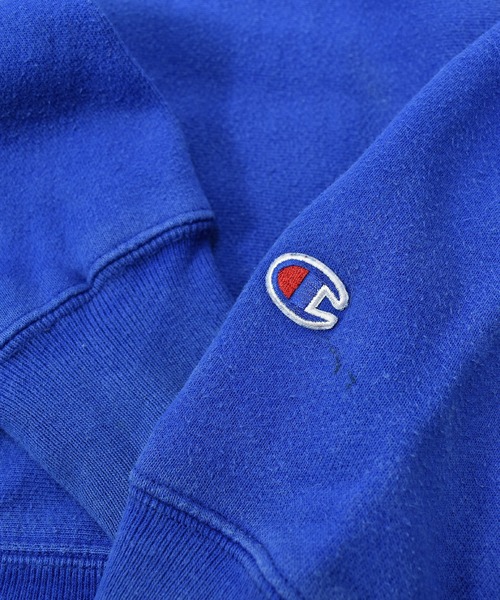 Champion(チャンピオン)の「【ヴィンテージ古着】Y2K Champion / チャンピオン リバースウィーブ ロゴ スウェットパーカー(パーカー・メンズ・ブルー・SMALL)」の5枚目の写真