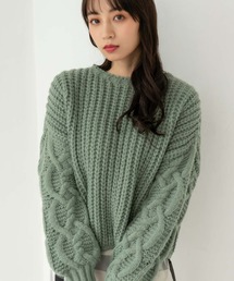 袖ケーブルあぜ編みボリュームニット