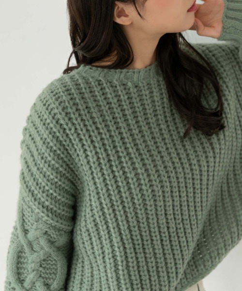 fifth（フィフス）の「袖ケーブルあぜ編みボリュームニット（ニット/セーター・レディース・グリーン/アイボリー/モカ・M）」の13枚目の写真