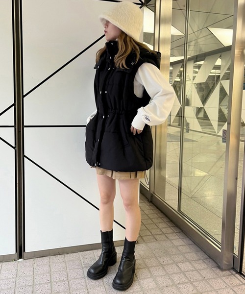 one after another NICE CLAUP(ワンアフターアナザーナイスクラップ)の「イニシャル刺繍入り ZIPアップ裏毛スウェット(スウェット・レディース・ラベンダー/ブラック/オフホワイト・FREE)」の21枚目の写真