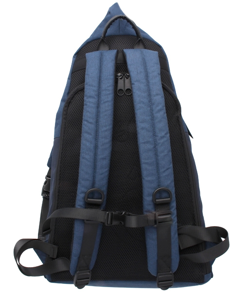 VENCEEXCHANGE(ヴァンスエクスチェンジ)の「LARKINSラーキンス BACKPACK L (バックパック/リュック・メンズ・オフホワイト/ブラック/ネイビー・FREE)」の5枚目の写真