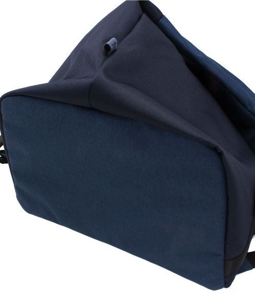 VENCEEXCHANGE(ヴァンスエクスチェンジ)の「LARKINSラーキンス BACKPACK L (バックパック/リュック・メンズ・オフホワイト/ブラック/ネイビー・FREE)」の12枚目の写真