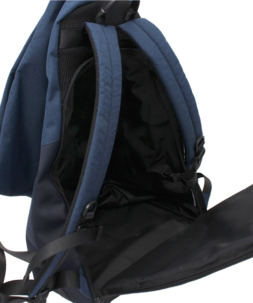 VENCEEXCHANGE(ヴァンスエクスチェンジ)の「LARKINSラーキンス BACKPACK L (バックパック/リュック・メンズ・オフホワイト/ブラック/ネイビー・FREE)」の15枚目の写真