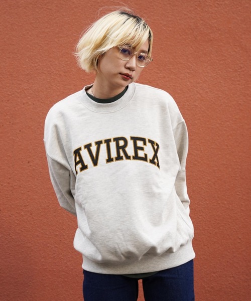 AVIREX（アヴィレックス）の「《WEB&DEPOT限定》LOGO PATCHED CREW SWEAT / ロゴ パッチドクルースウェット（スウェット・メンズ・ブラック/マスタード/その他5/レッド/ダークグリーン系・F/L/M/XL/XXL）」の5枚目の写真