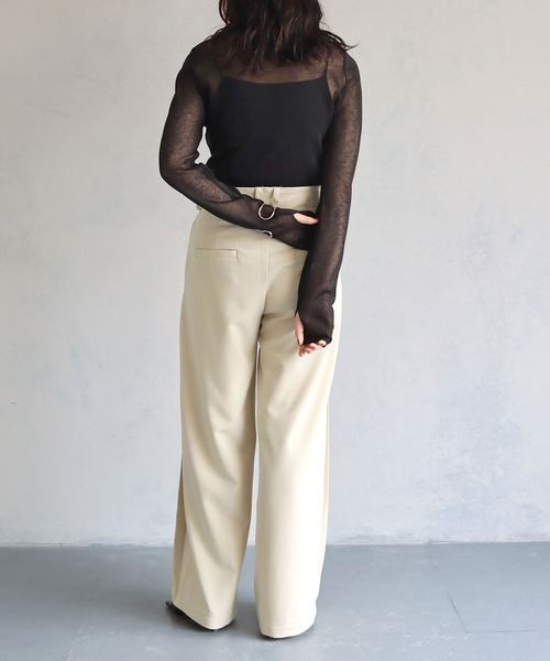 cheriella（シェリエラ）の「【cheriella】WEB限定フィンガーホールシアークルーネックニット（ニット/セーター・レディース・テラコッタ/グリーン/ブルー/アイボリー/ブラック/オフホワイト/ダークグリーン/ワインレッド/カーキ/ライトグレー/ネイビー・M）」の20枚目の写真