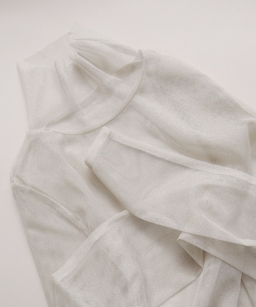 I am I in fact...(アイアムアイインファクト)の「Glitter tulle タートルインナー(Tシャツ/カットソー・レディース・ホワイト/サックスブルー/オレンジ/シルバー/ピンク・FREE)」の8枚目の写真